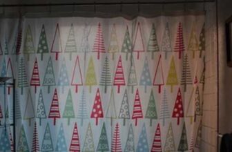 Christmas shower curtain